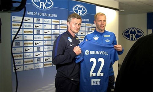 定了？老詹一到两年就退役？除非海外淘金还真差不多