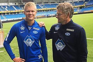 记者：热刺、红军有意红牛球员迪奥曼德，都已和球员团队接触（记者：热刺与利物浦看上红牛球员迪奥曼德，双方均已与其团队接触）