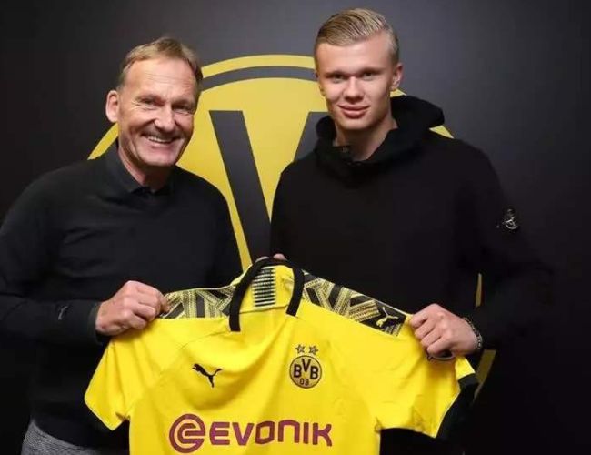 回购价2300万欧，记者：国米预计会在明夏买回小斯坦科维奇（记者：国米预计明夏回购小斯坦科维奇，回购价2300万欧元）