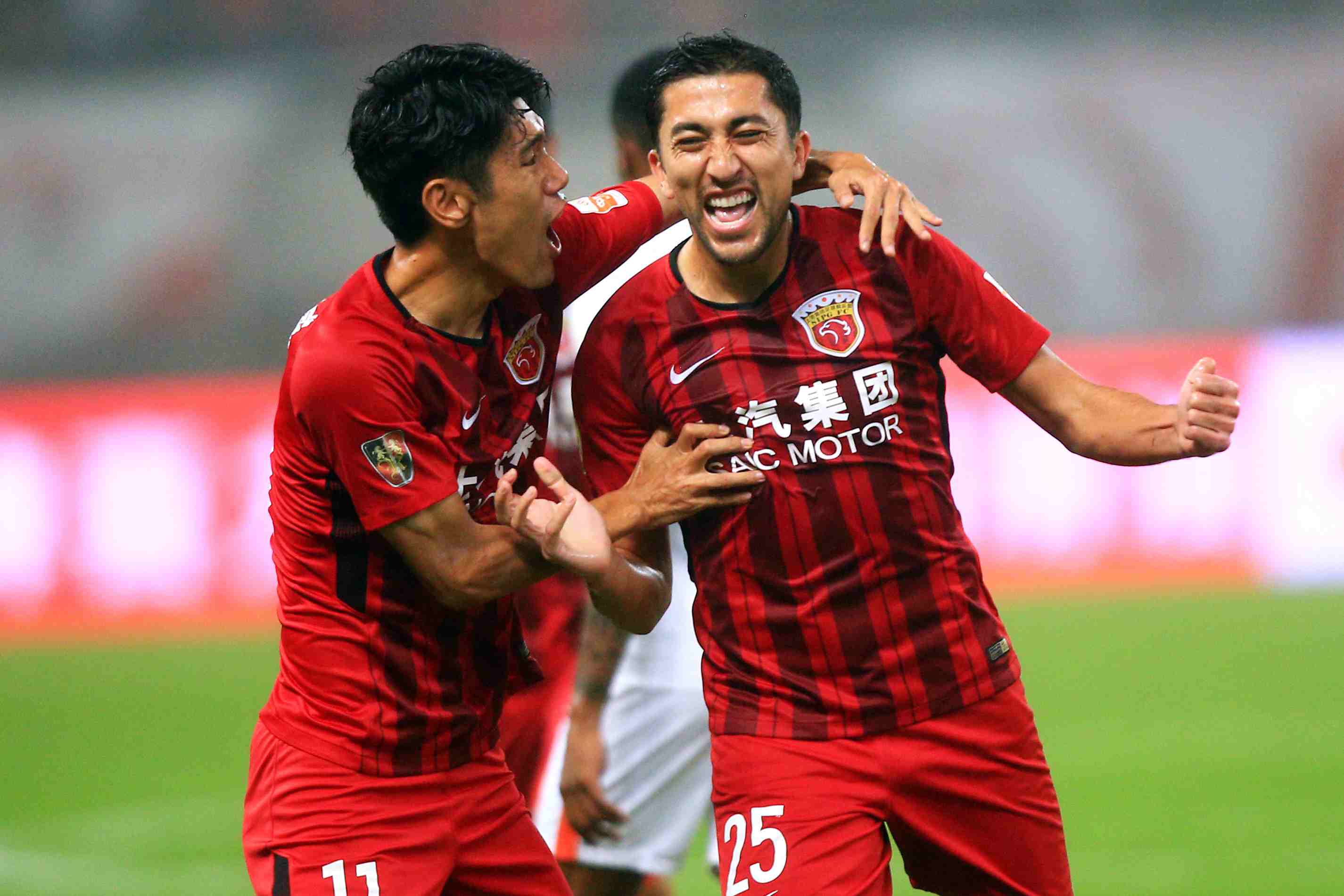 伯纳乌的嘘声？贝林厄姆：我理解，球迷花了很多钱来看比赛（贝林厄姆谈伯纳乌嘘声：理解球迷，他们花了很多钱来看球）