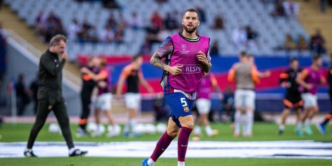 曝前海港外援奥斯卡已决定挂靴 其资产预计超过13亿元（据报道，前上海海港外援奥斯卡决定退役，个人资产或超13亿元）