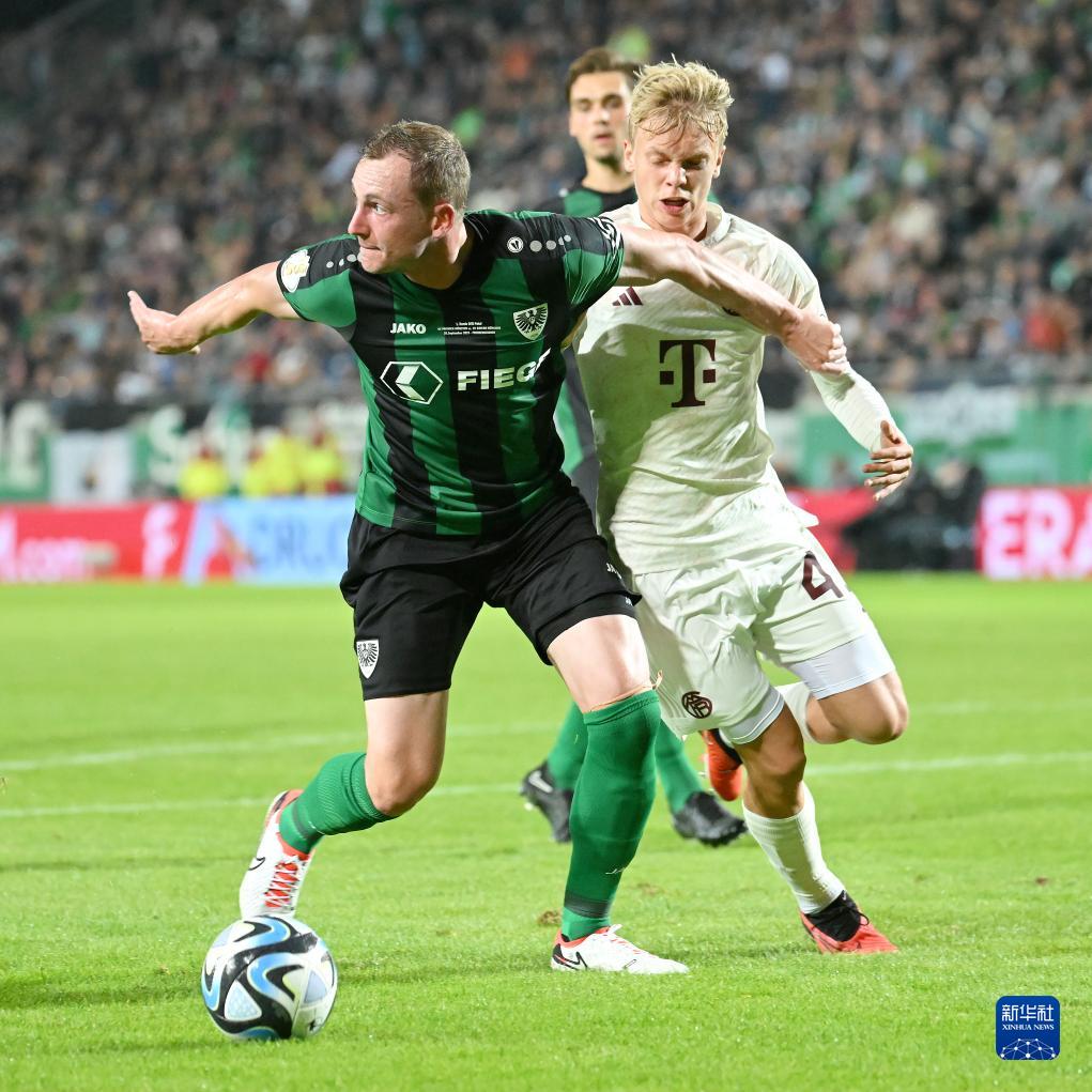 比赛集锦：比萨0-1帕尔马（精彩回放：帕尔马1-0力克比萨）