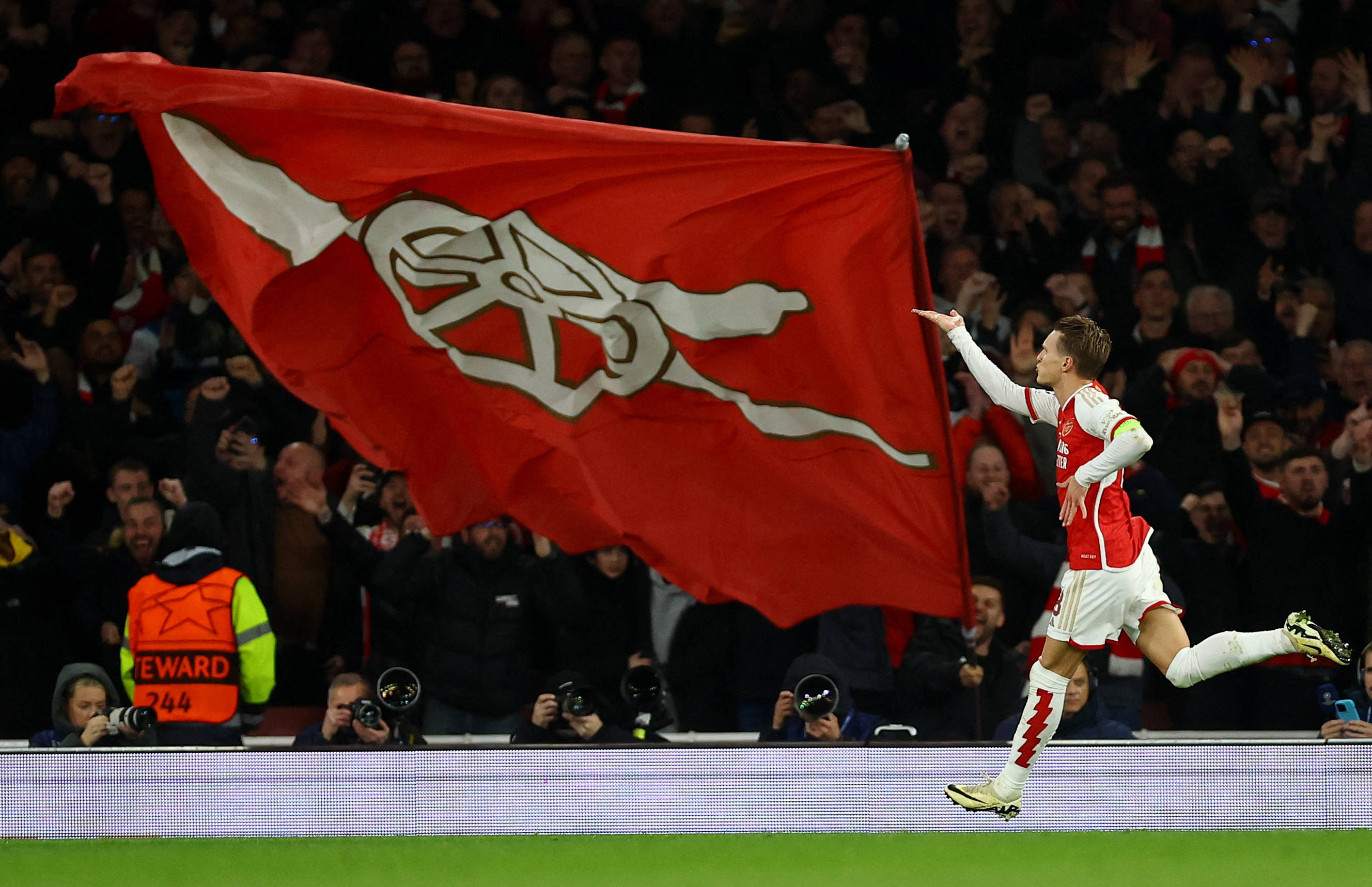 世界杯花絮引发热议（世界杯趣闻掀起热议）