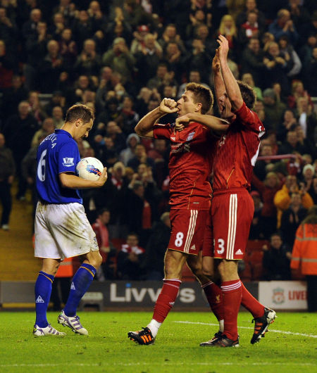 亚特兰大0-3萨索洛遭遇联赛7轮不胜，贝拉尔迪两射一传（贝拉尔迪梅开二度+送助攻，萨索洛3-0击退亚特兰大，后者联赛7轮未胜）